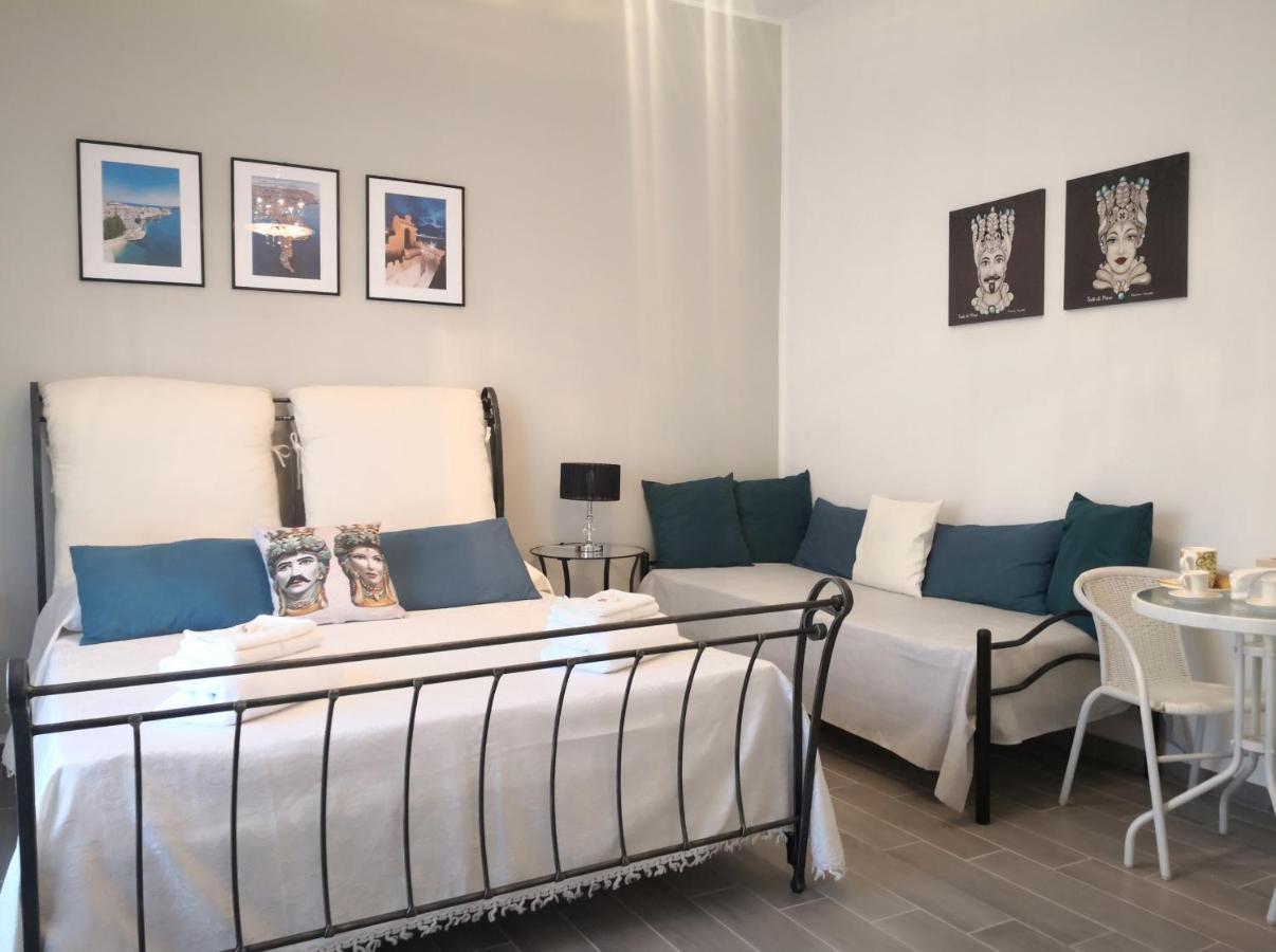Casa La Morettina - Cortile Privato Interno Syracuse Bagian luar foto